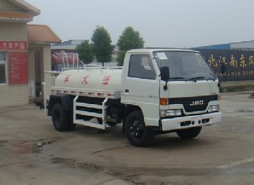 江鈴灑水車(chē)