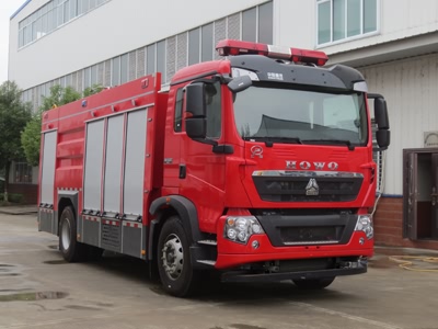 國六豪沃9噸水罐消防車(chē)