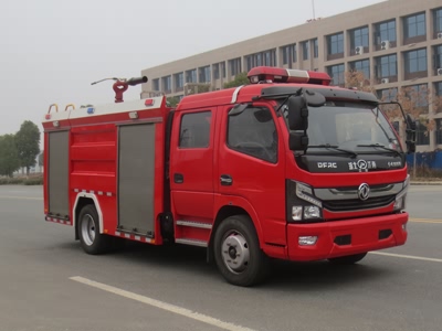 東風(fēng)5噸泡沫消防車(chē)(國六)